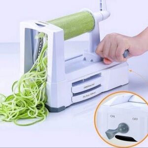 Vegetable slicer & shredder